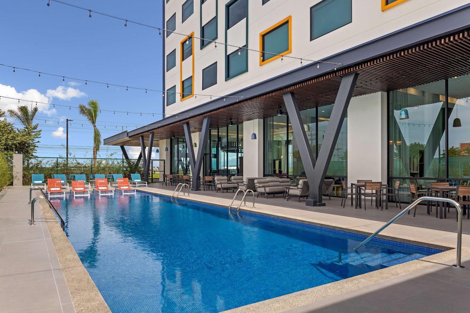 Hotel Hampton By Hilton Guanacaste Airport à Liberia Extérieur photo